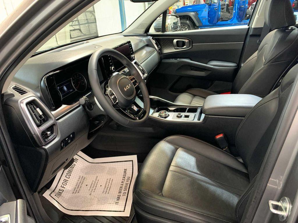 used 2023 Kia Sorento Hybrid car, priced at $34,987