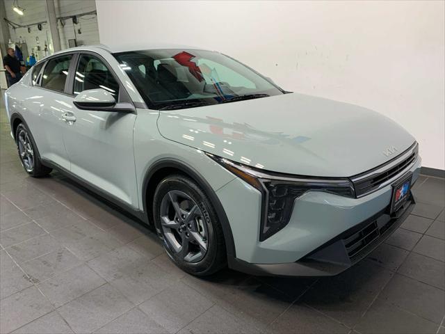 new 2025 Kia K4 car, priced at $23,928