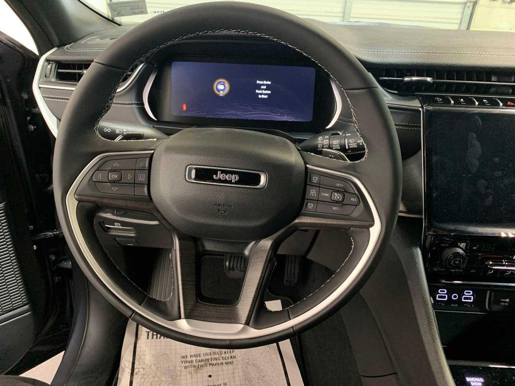 new 2025 Jeep Grand Cherokee car, priced at $51,230