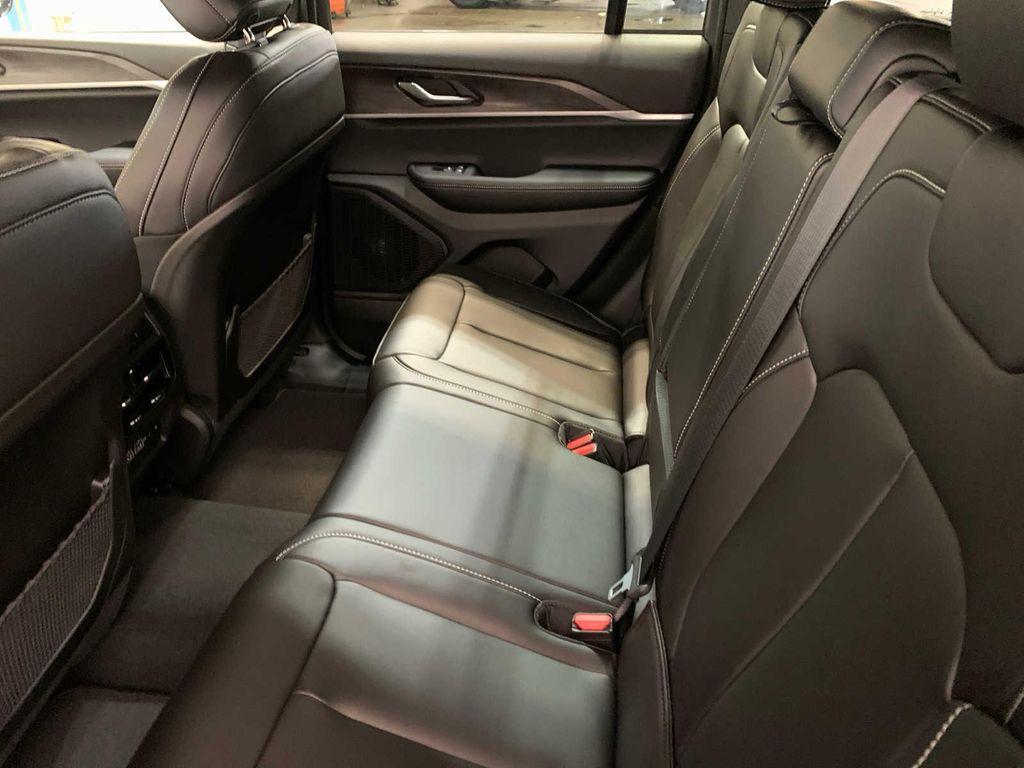 new 2025 Jeep Grand Cherokee car, priced at $51,230