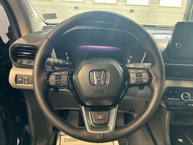 new 2025 Honda Pilot car, priced at $54,530