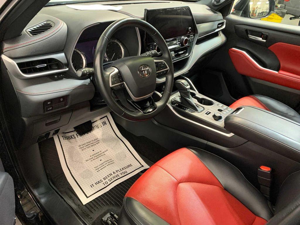 used 2023 Toyota Highlander car, priced at $41,689