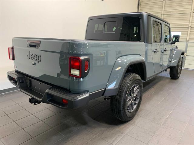 new 2025 Jeep Gladiator car, priced at $47,700