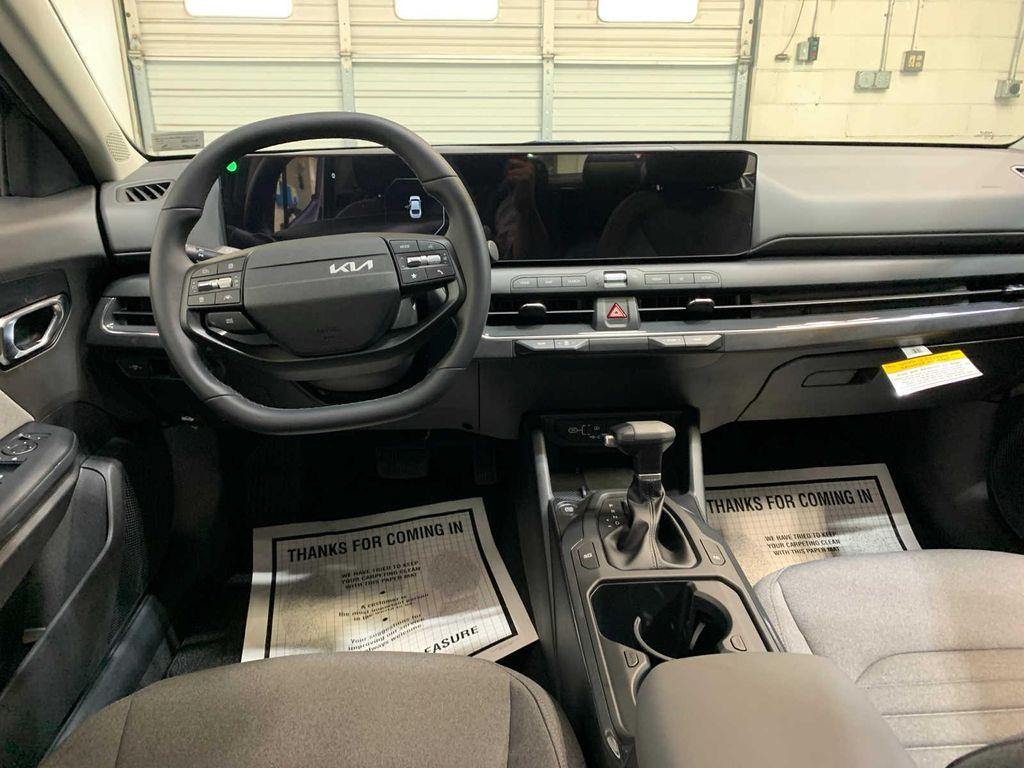 new 2025 Kia K4 car, priced at $24,678