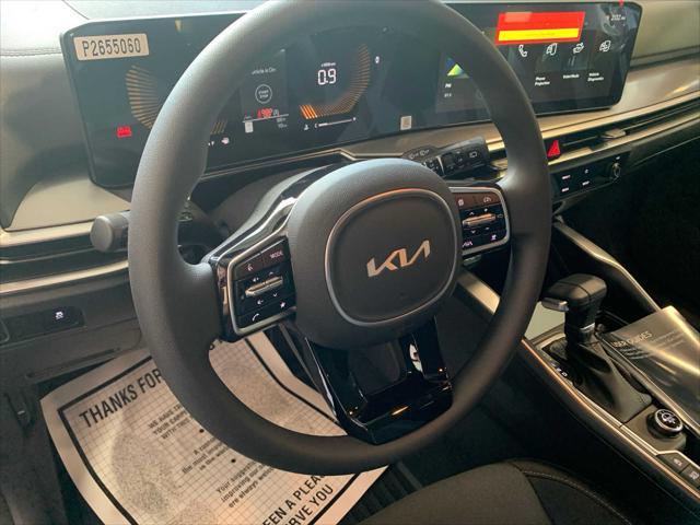 new 2025 Kia Sorento car, priced at $33,660