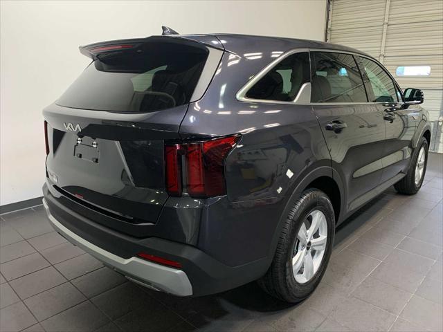 new 2025 Kia Sorento car, priced at $33,660