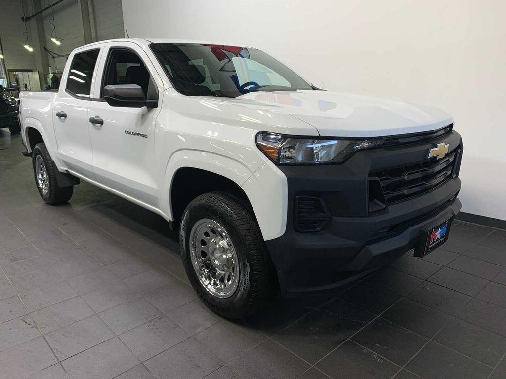 used 2023 Chevrolet Colorado car, priced at $30,988