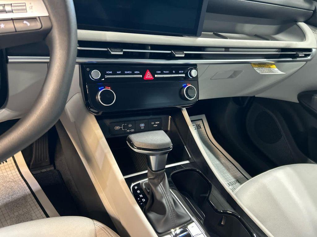 new 2026 Hyundai Tucson car, priced at $35,230
