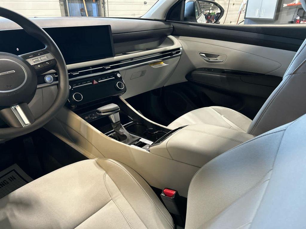 new 2026 Hyundai Tucson car, priced at $35,230