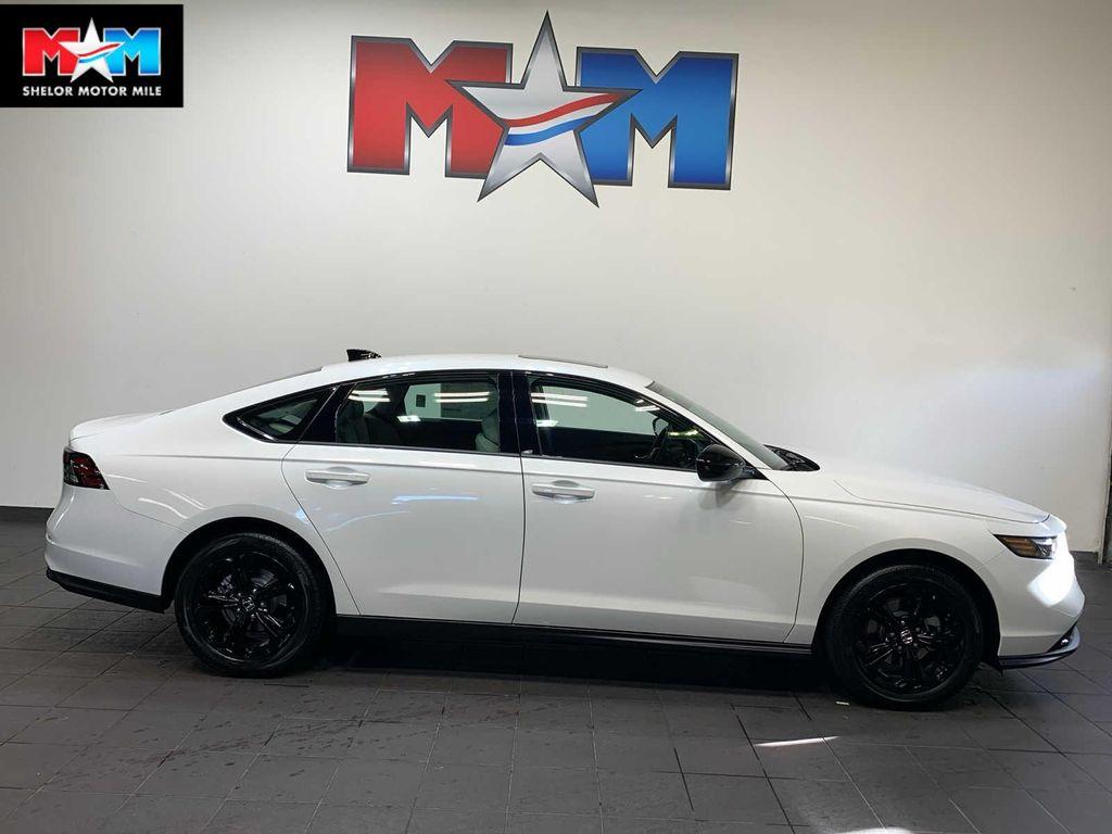 new 2025 Honda Accord car, priced at $30,975