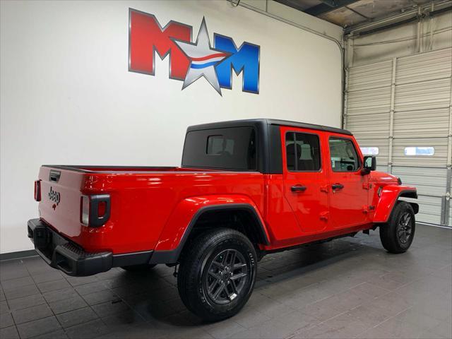 new 2024 Jeep Gladiator car, priced at $45,218