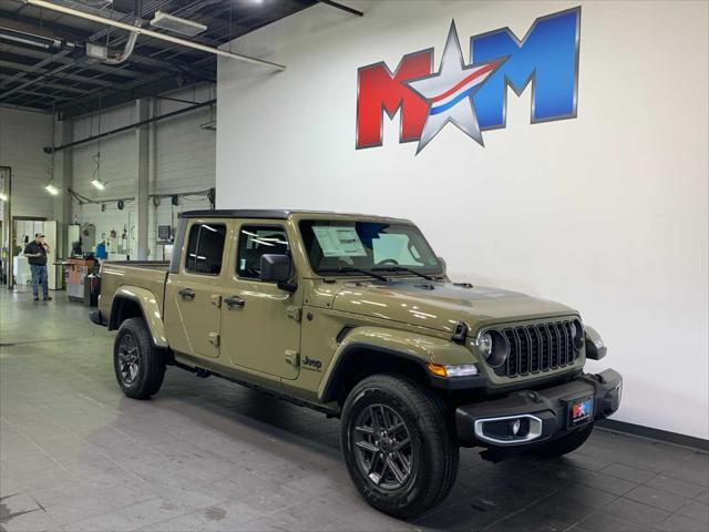 new 2025 Jeep Gladiator car, priced at $48,410
