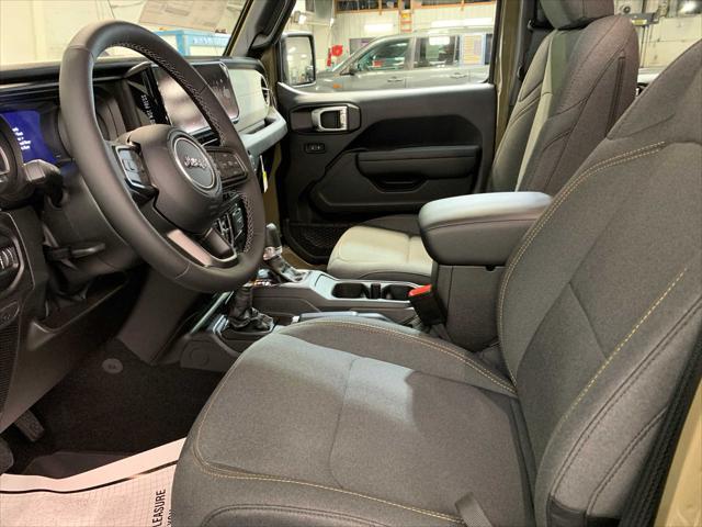 new 2025 Jeep Gladiator car, priced at $48,410