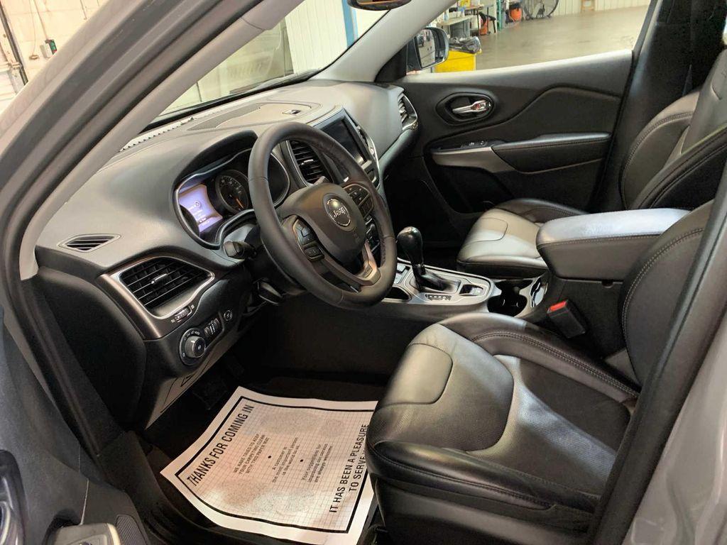 used 2022 Jeep Cherokee car, priced at $23,975