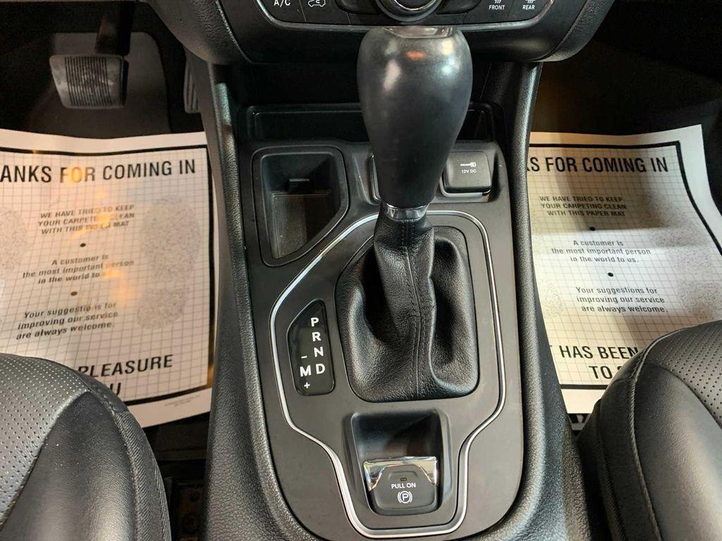used 2022 Jeep Cherokee car, priced at $23,975