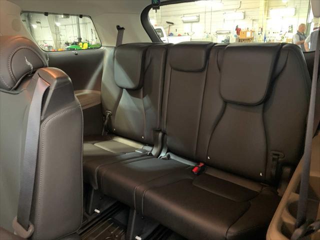 new 2026 Kia Carnival Hybrid car, priced at $44,592