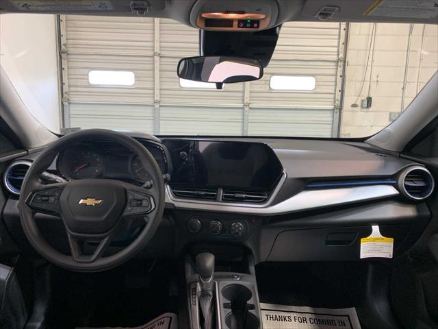 new 2025 Chevrolet Trax car, priced at $22,890