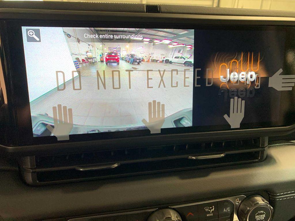 new 2025 Jeep Gladiator car, priced at $47,310