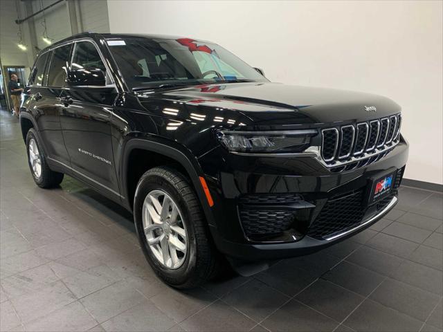 new 2025 Jeep Grand Cherokee car, priced at $43,415