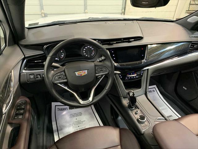 used 2024 Cadillac XT6 car, priced at $54,989