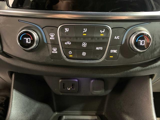 used 2022 Chevrolet Traverse car, priced at $32,987