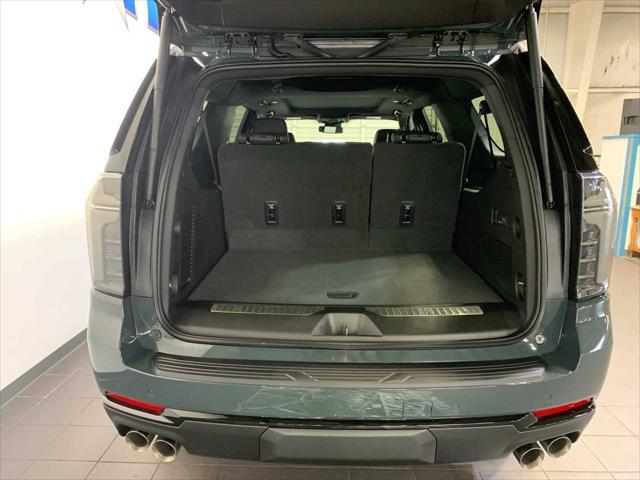 new 2025 Chevrolet Suburban car, priced at $77,998