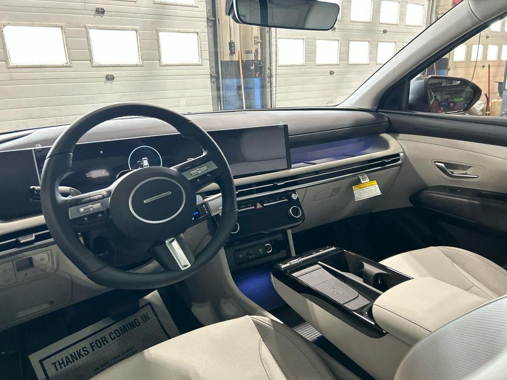 new 2025 Hyundai TUCSON Hybrid car, priced at $36,738
