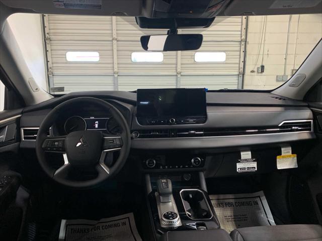 new 2025 Mitsubishi Outlander car, priced at $38,660