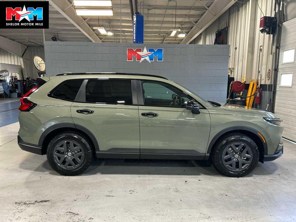new 2026 Honda CR-V Hybrid car, priced at $39,443