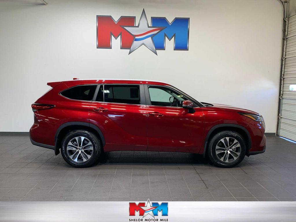 used 2023 Toyota Highlander car, priced at $41,989
