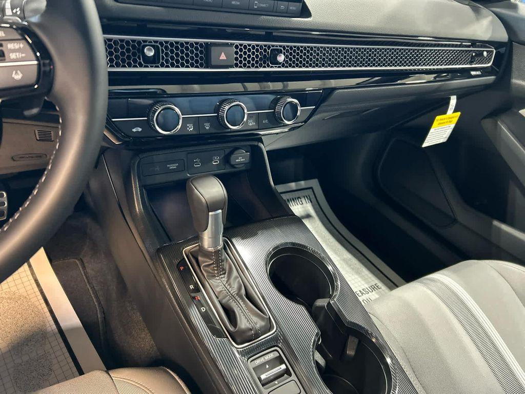 new 2026 Honda Civic Hybrid car, priced at $29,939