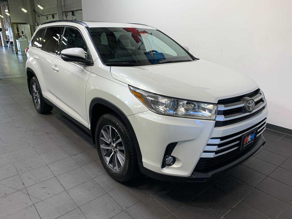 used 2019 Toyota Highlander car, priced at $27,589