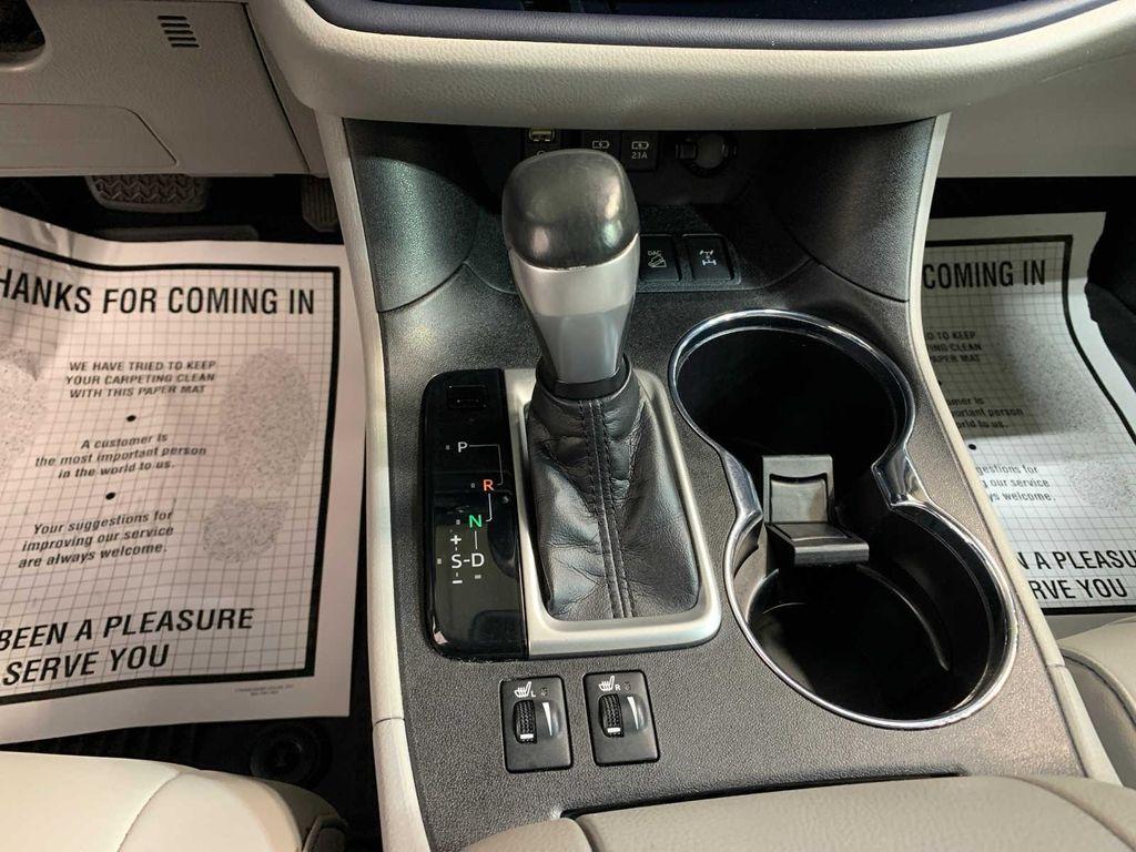 used 2019 Toyota Highlander car, priced at $27,589