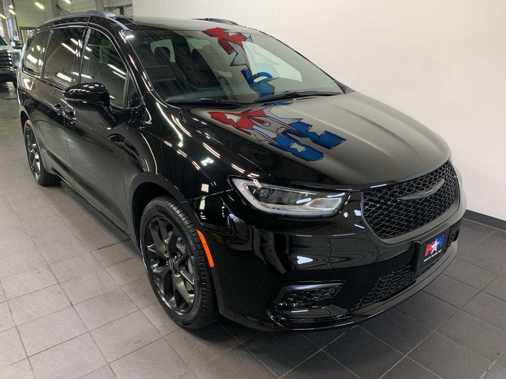 new 2026 Chrysler Pacifica car, priced at $53,030
