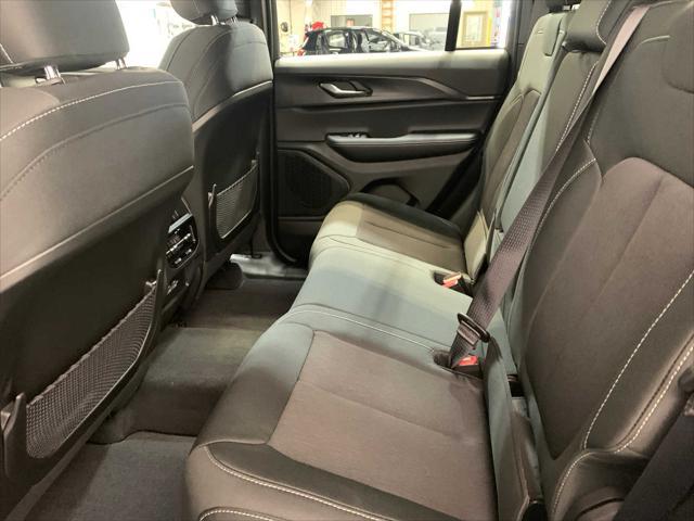 new 2025 Jeep Grand Cherokee car, priced at $41,758