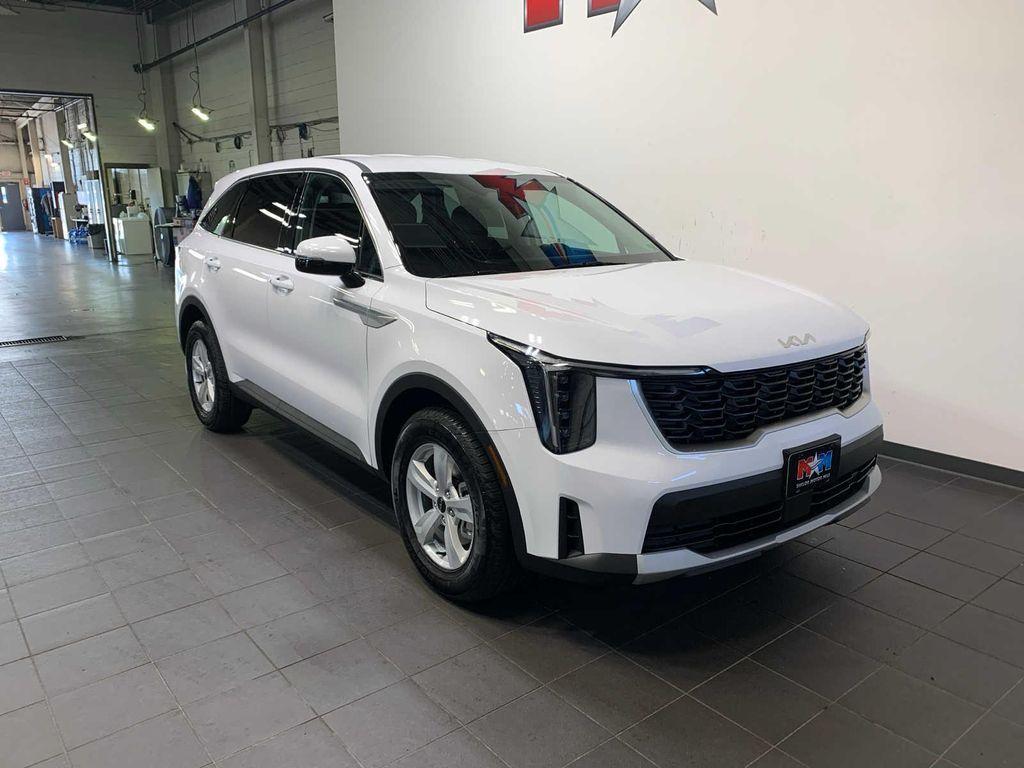 new 2025 Kia Sorento car, priced at $33,250