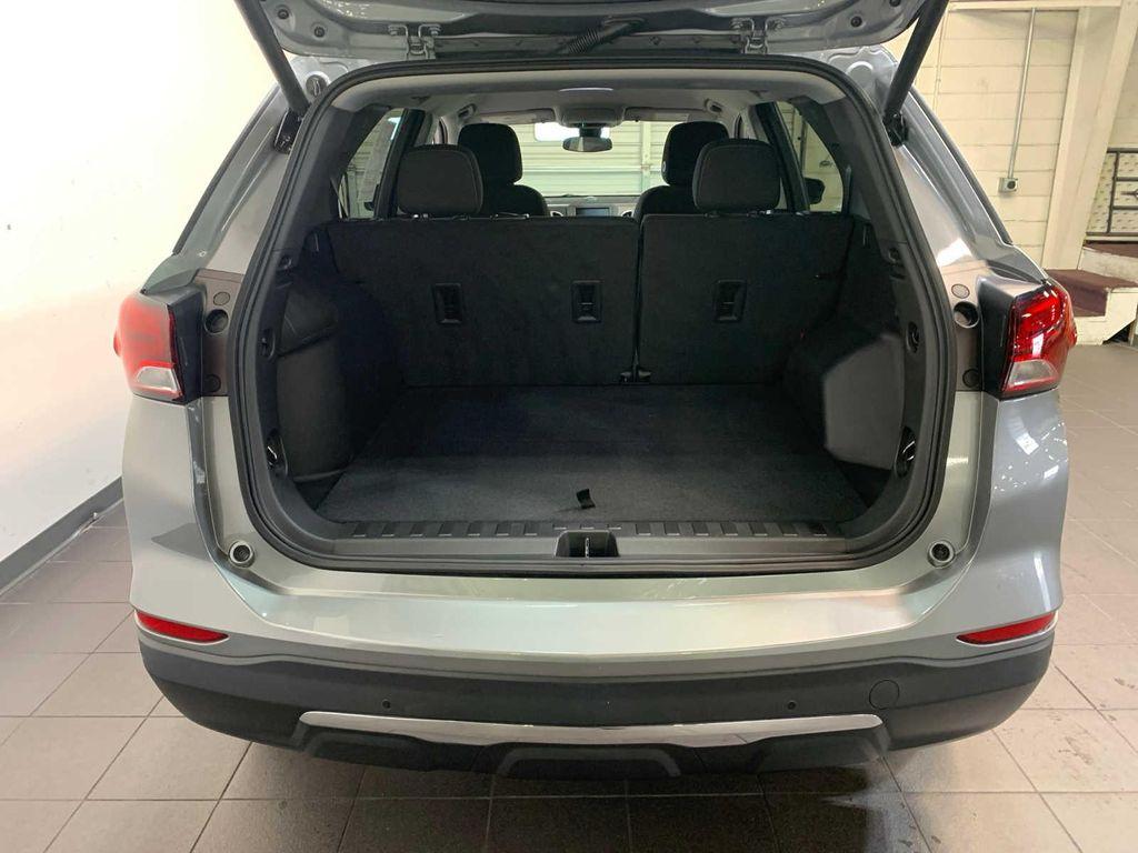 used 2023 Chevrolet Equinox car, priced at $27,989