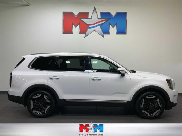 used 2024 Kia Telluride car, priced at $43,989