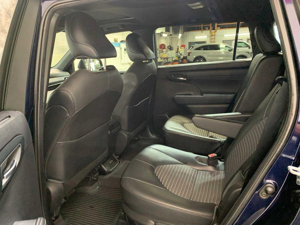used 2021 Toyota Highlander car, priced at $31,875