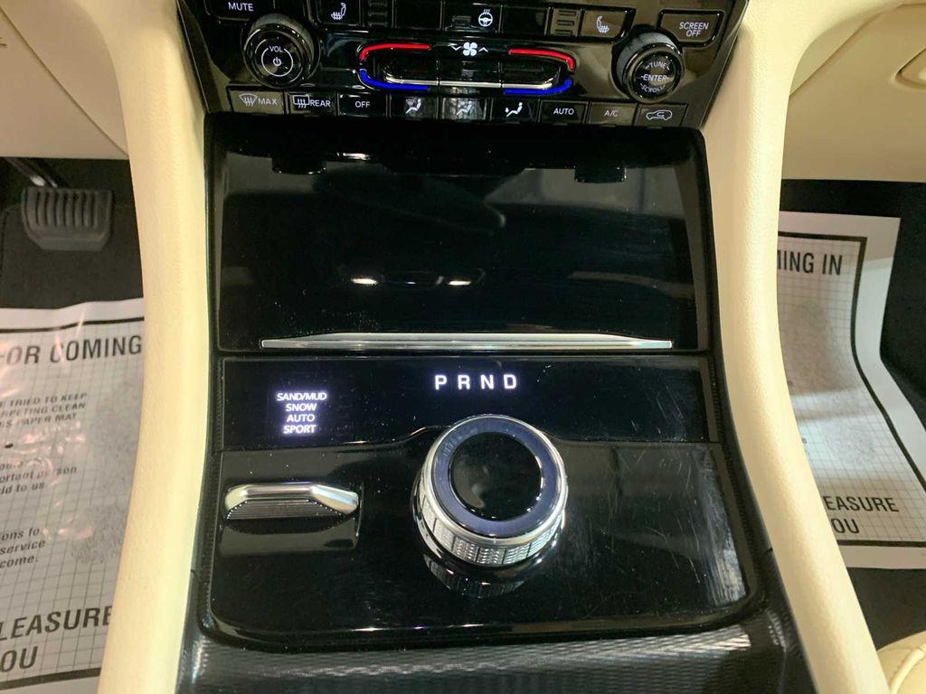 used 2024 Jeep Grand Cherokee car, priced at $44,589