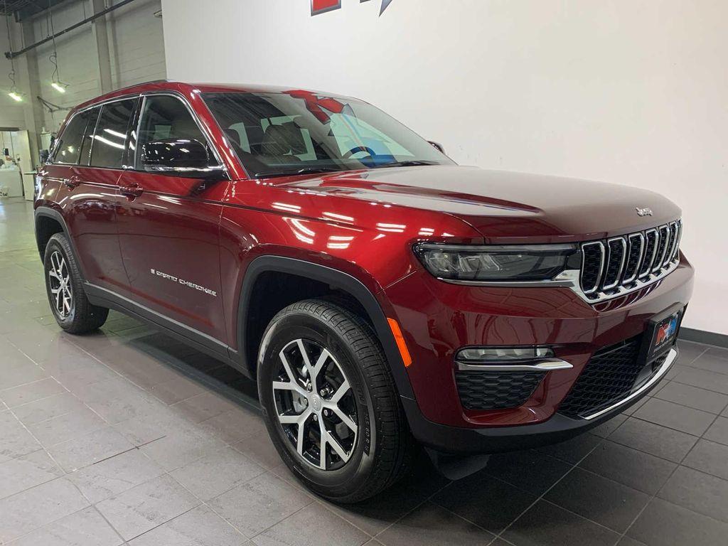 used 2024 Jeep Grand Cherokee car, priced at $44,589