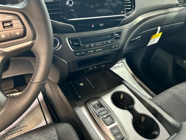 new 2025 Honda Ridgeline car, priced at $42,555