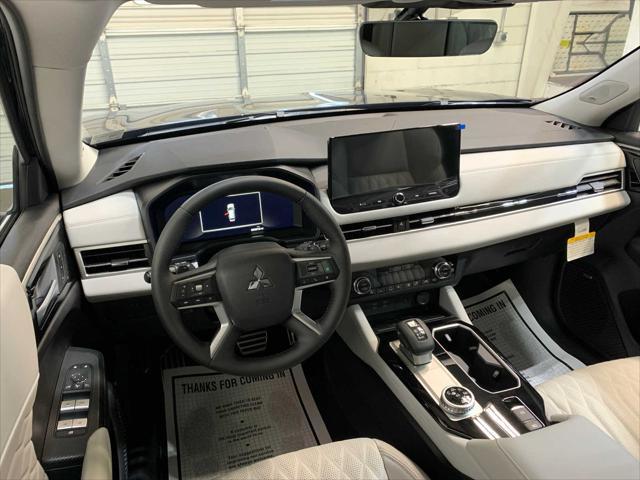 new 2025 Mitsubishi Outlander car, priced at $41,520