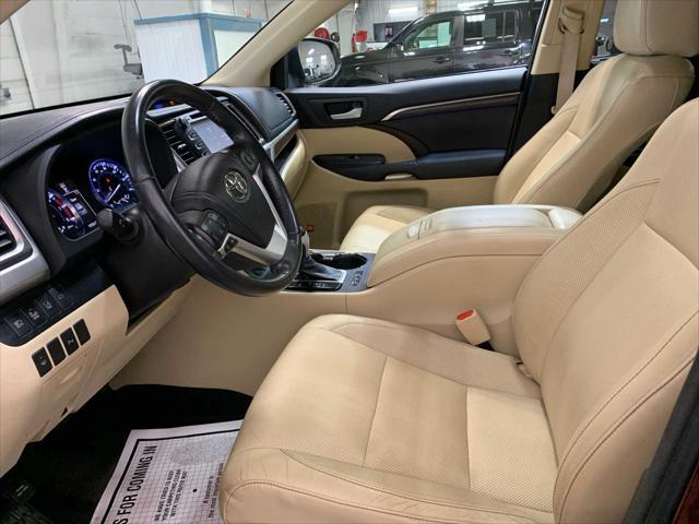 used 2014 Toyota Highlander car, priced at $20,989