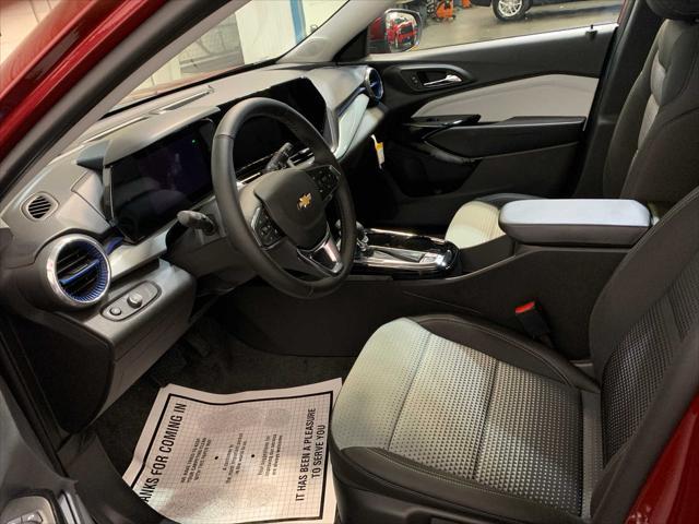 new 2025 Chevrolet Trax car, priced at $25,750