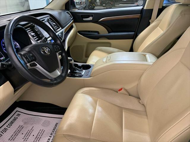 used 2017 Toyota Highlander Hybrid car, priced at $30,389