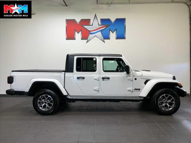 new 2024 Jeep Gladiator car, priced at $54,964