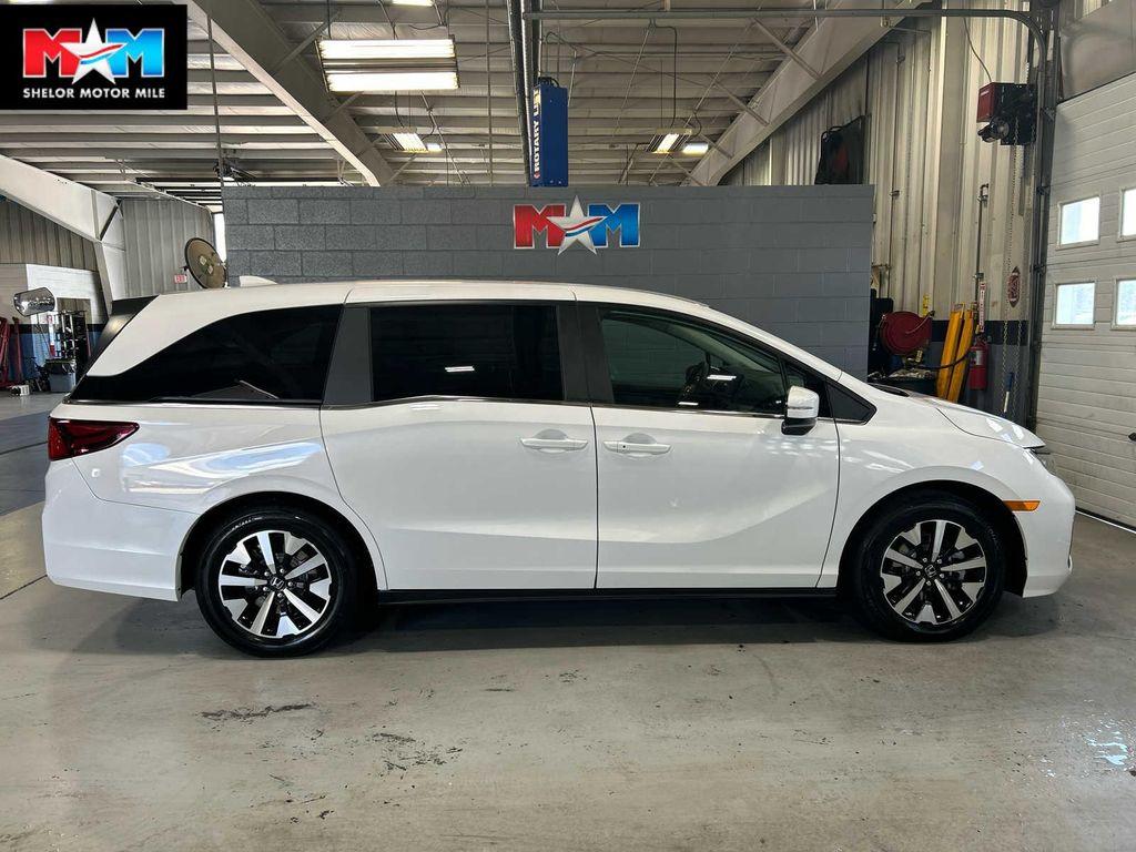 new 2026 Honda Odyssey car, priced at $42,475