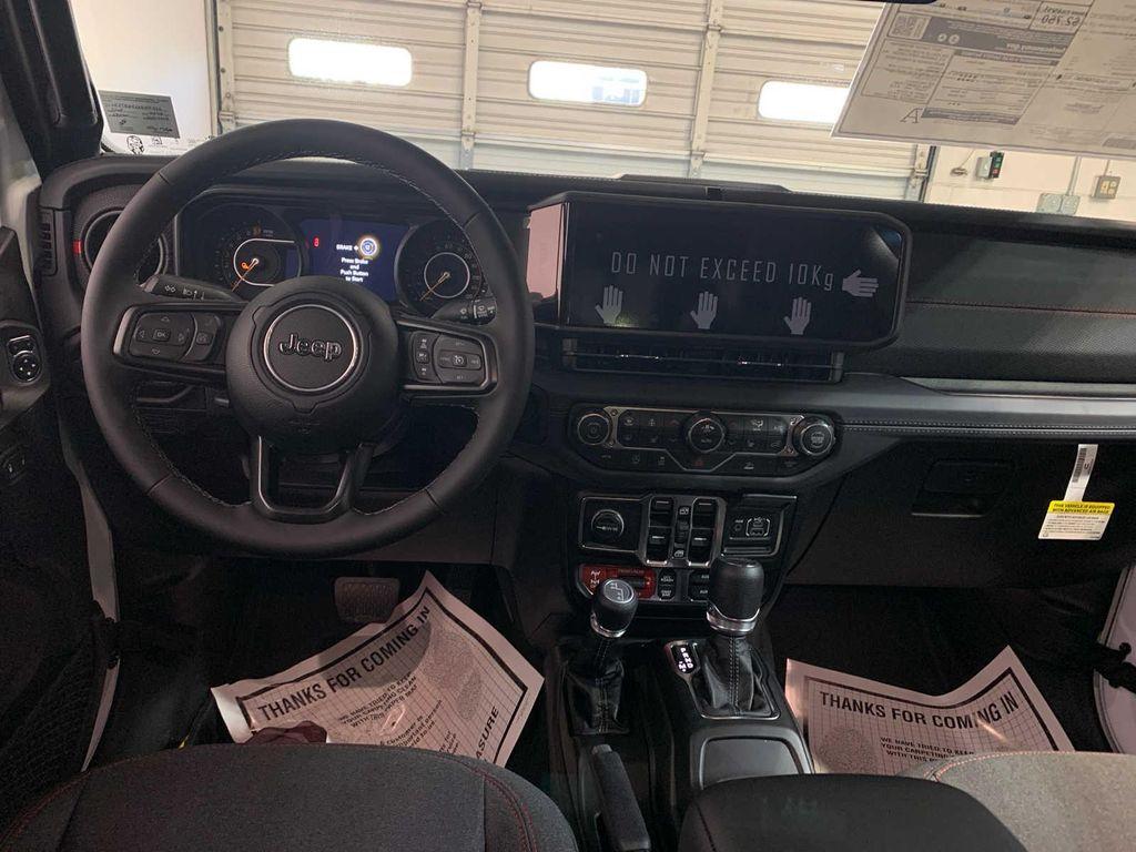 new 2025 Jeep Gladiator car, priced at $53,910