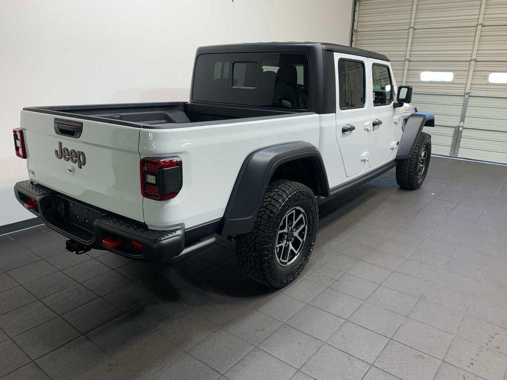 new 2025 Jeep Gladiator car, priced at $53,910